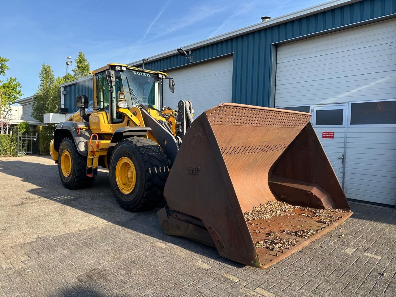 VOLVO L120H (BJR 2019 )8700UUR