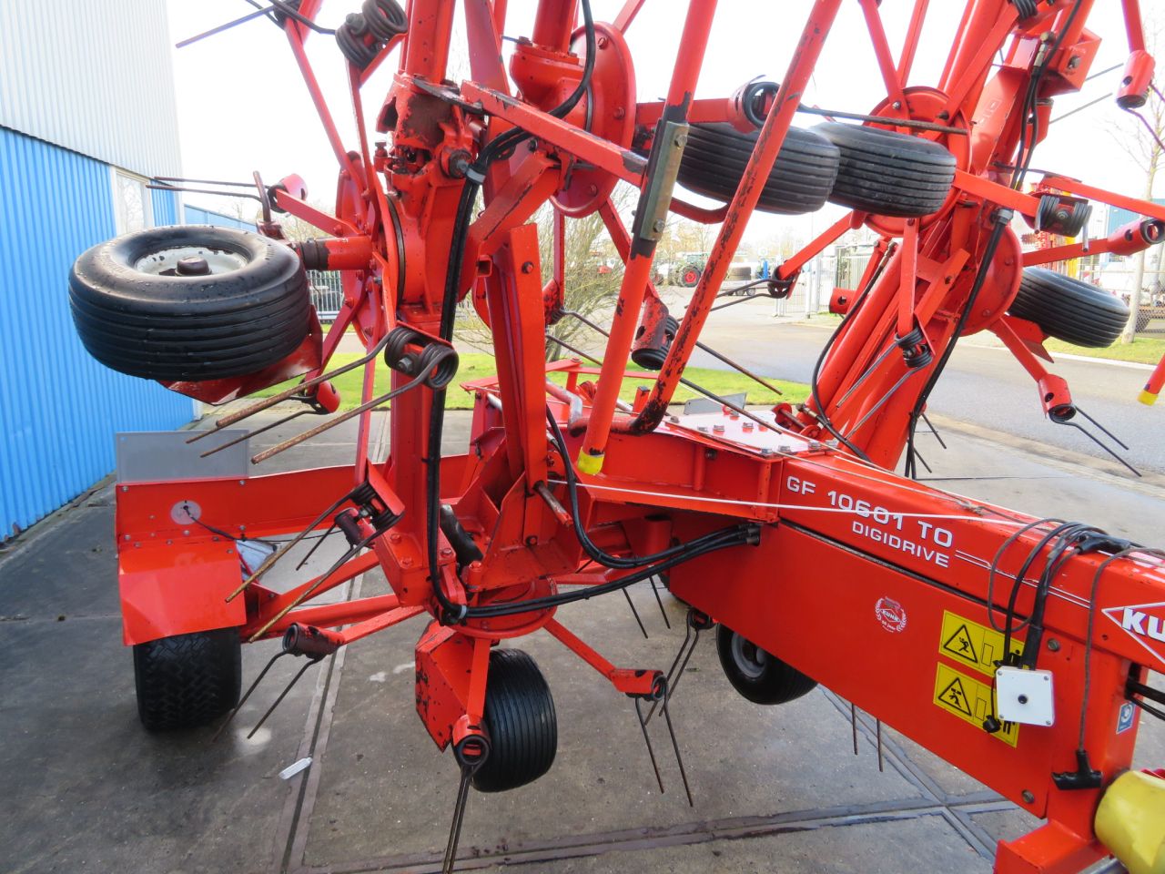 Kuhn GF10601 TO Digidrive Schudder