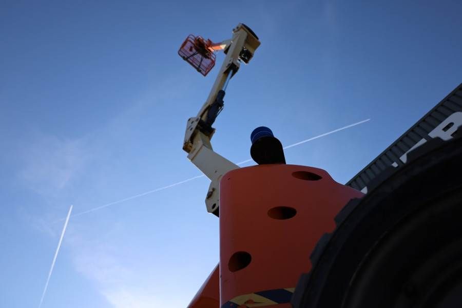 JLG 450AJ Electric, 16m Working Height, 7m Reach, 230k