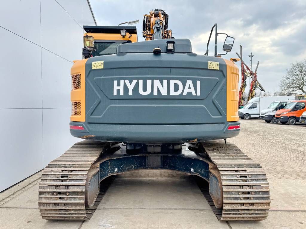 Hyundai HX235LCR - German Machine / OilQuick / 360° Camera