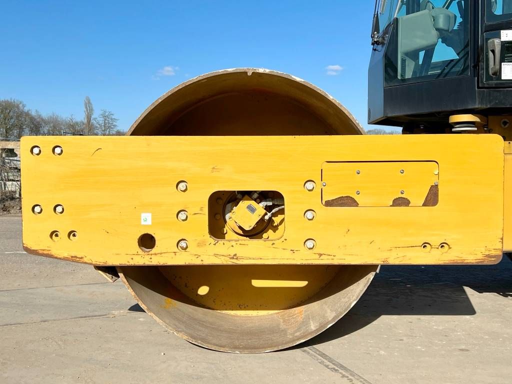 CAT CS64B /CS66B- Excellent Condition / Low Hours / CE