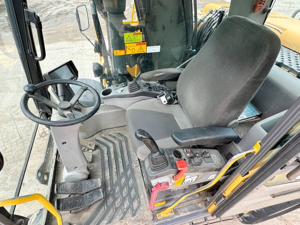 Volvo EW140C - DUTCH MACHINE