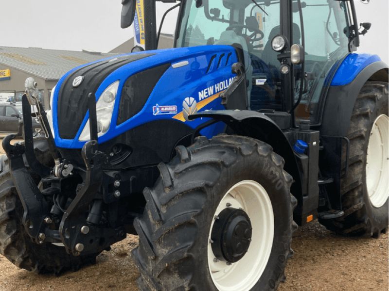 New Holland T6.145 DYNAMIC COMMAND