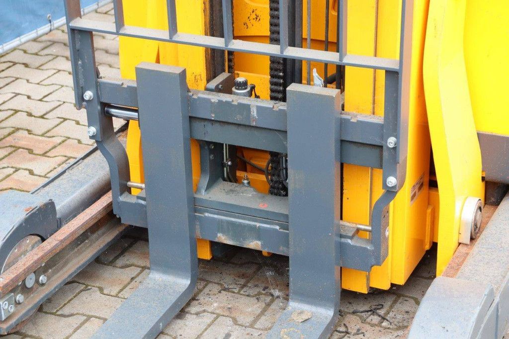 Schubmaststapler Jungheinrich ETV216 Elektro 1600kg 10,7m
