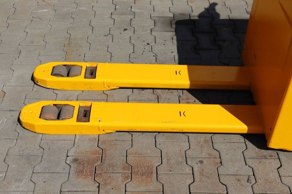Niederhubwagen Jungheinrich ERE 120 Elektro 2000kg 2017