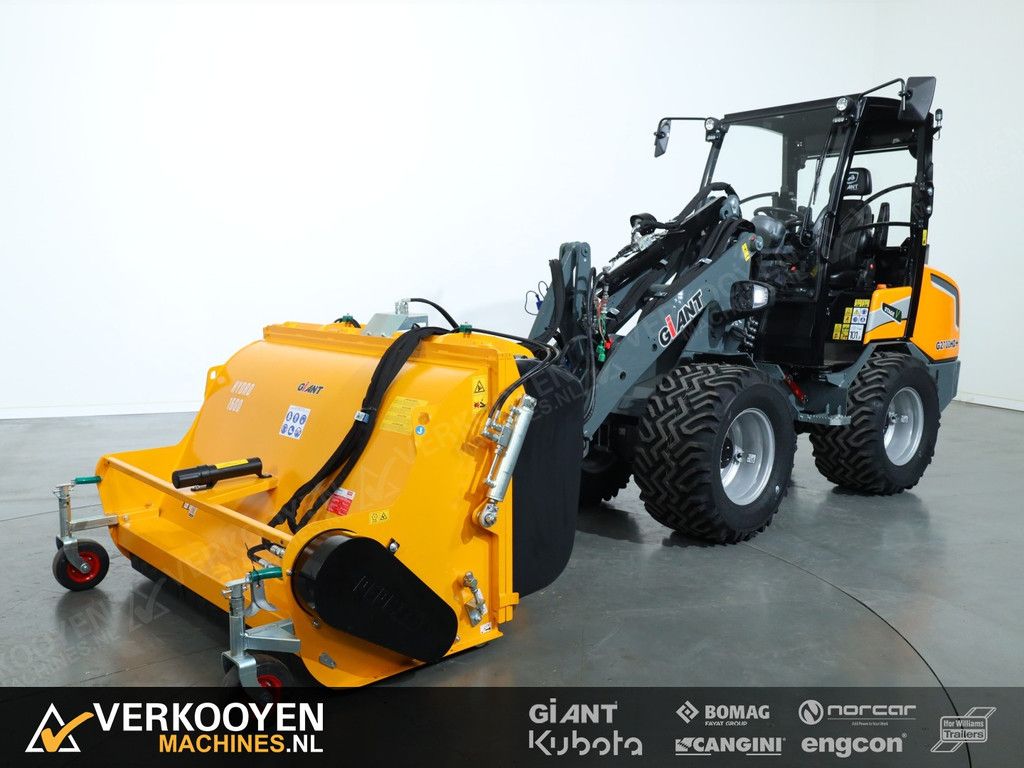 1 Giant Klepelmaaier 160cm met hydr opvangbak (50-60ltr) VV1467