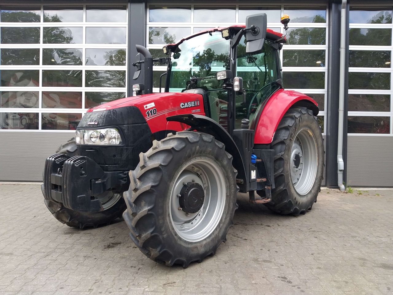 Case Luxxum 110