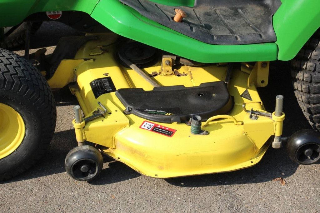 John Deere M700 Petrol Riding Mower