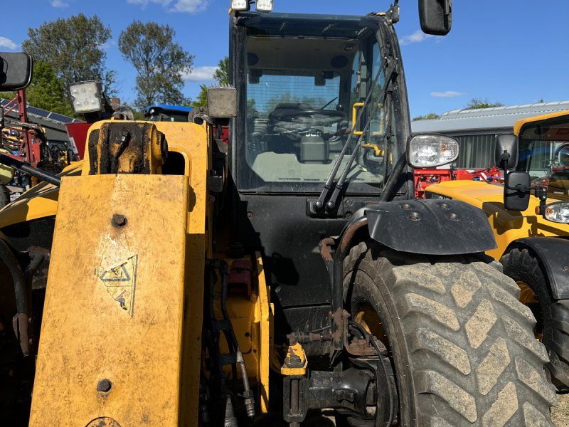JCB 542-70