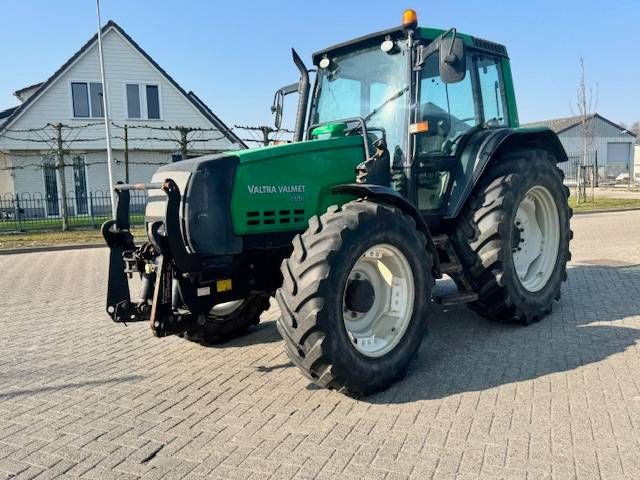 Valtra 6650 Hitech, FH+PTO, 8265 uur!