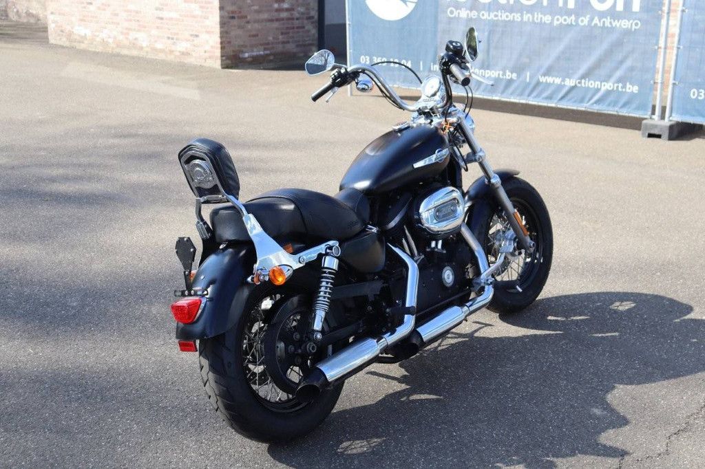 Motorrad Harley-Davidson SPORTSTER XL1200 CUSTOM Benzin 2014