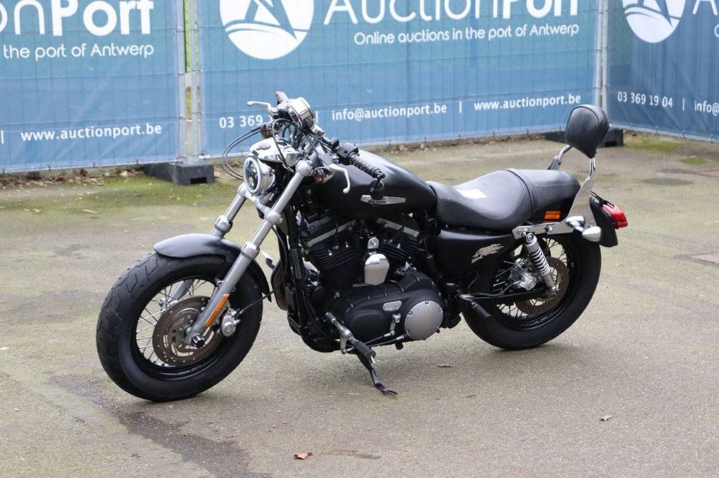 Motorrad Harley-Davidson Sporter XL 1200 Custom Benzin 2012