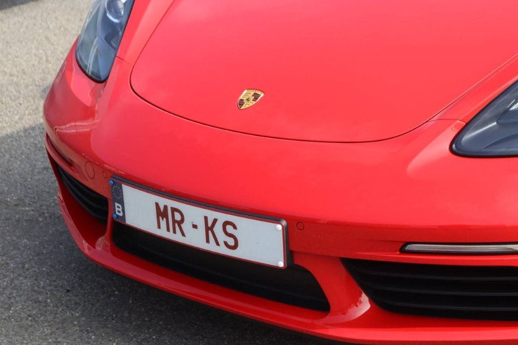 Convertible Porsche 718 Boxster Petrol 2023