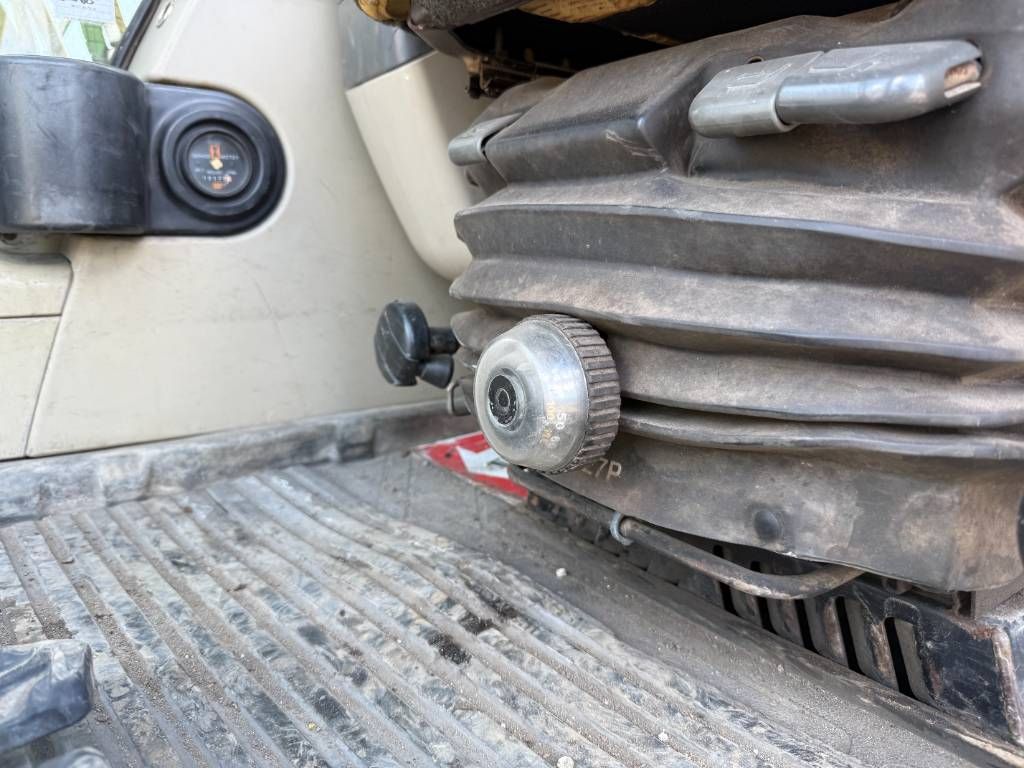 CAT 330CL - Dutch Machine / Quick Coupler