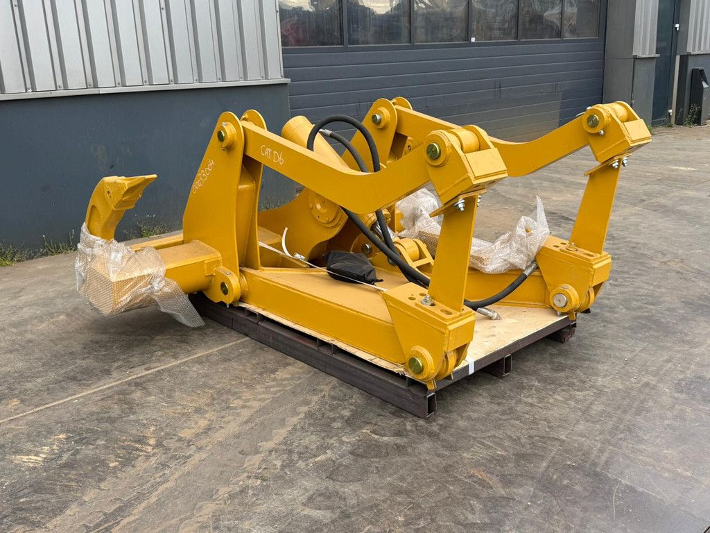 Caterpillar D6 New Gen Ripper with 1 Cylinder