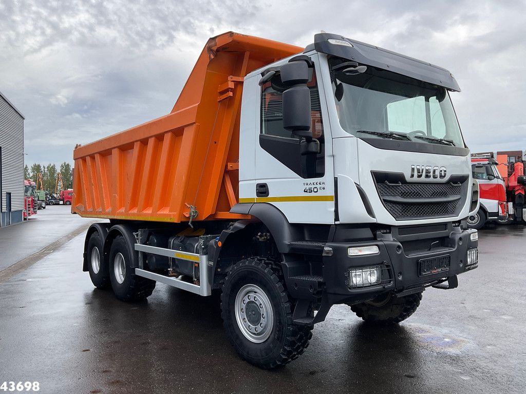 Iveco Trakker AD260TW450 6x6 Euro 6 Manual Full steel Just 25.974 km!