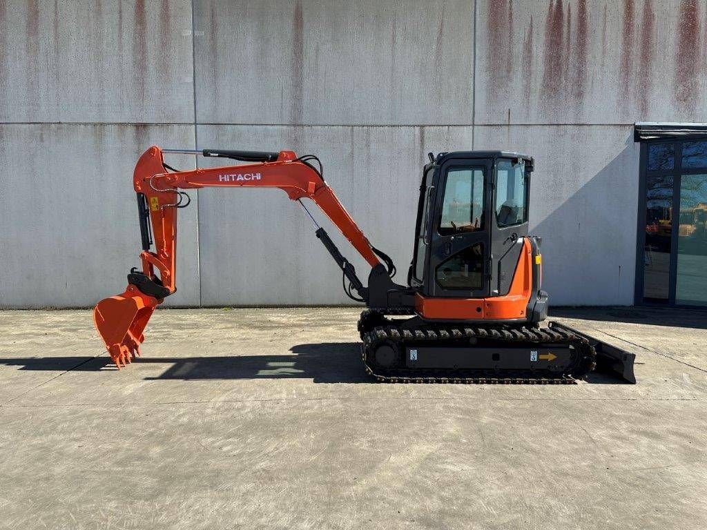 Crawler excavator Hitachi ZX55USR-5A Diesel 2017