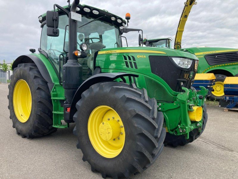 John Deere 6145R