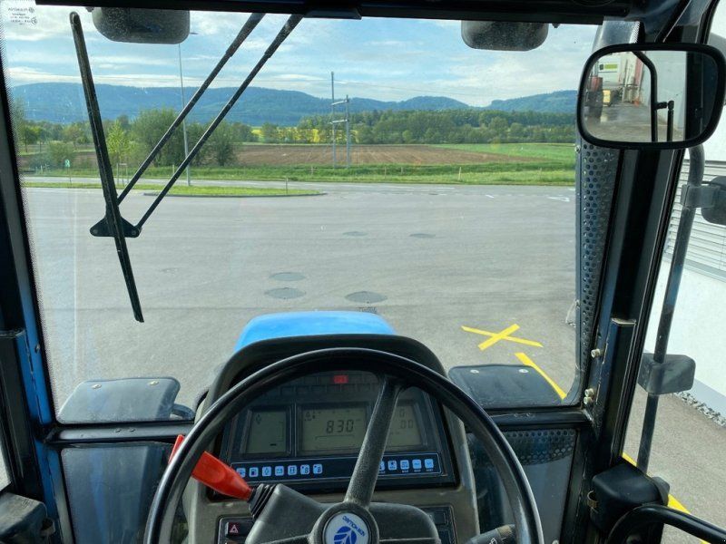New Holland TM 115