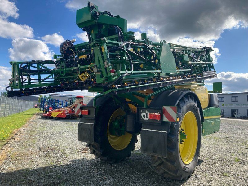 John Deere R975i