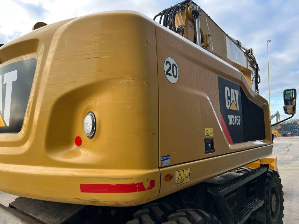 CAT M316F