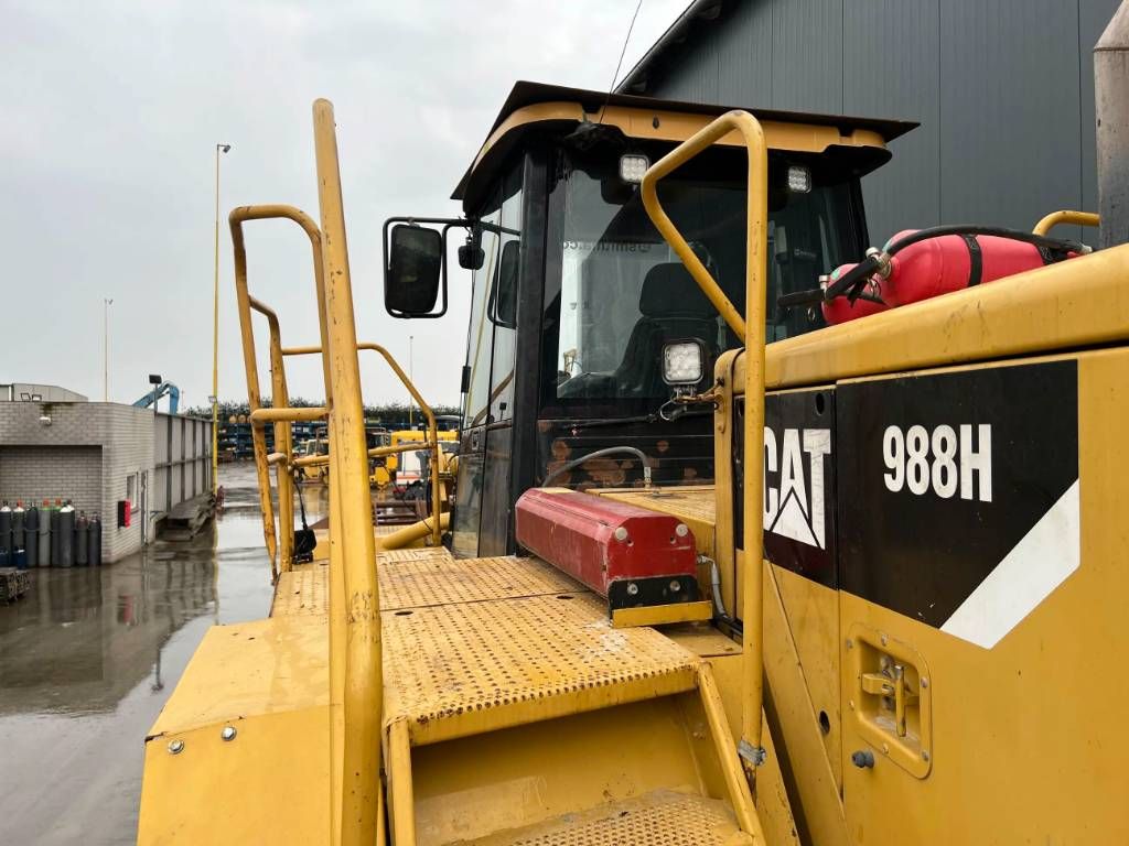 CAT 988H