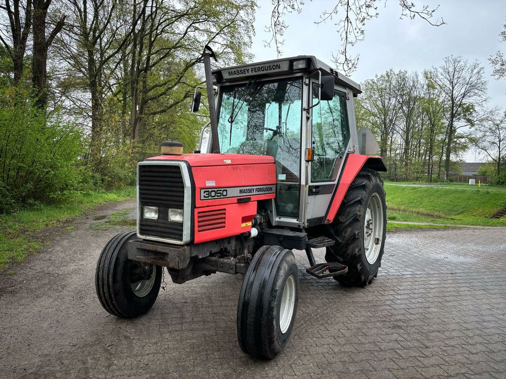 Massey Ferguson 3050