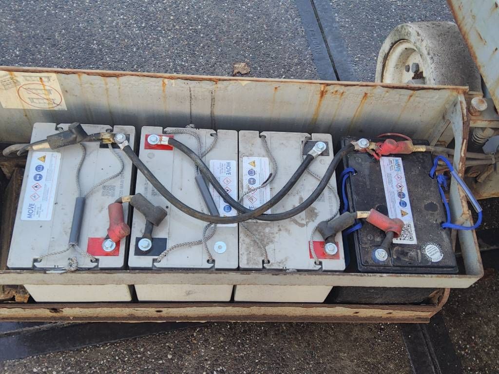 SkyJack SJ III 3219 schaarhoogwerker scissorlift 8m