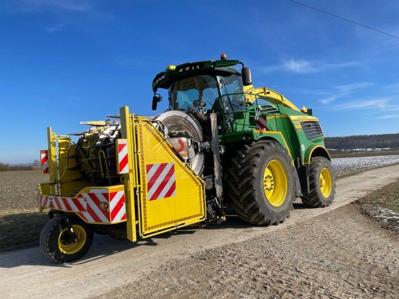 John Deere 9700