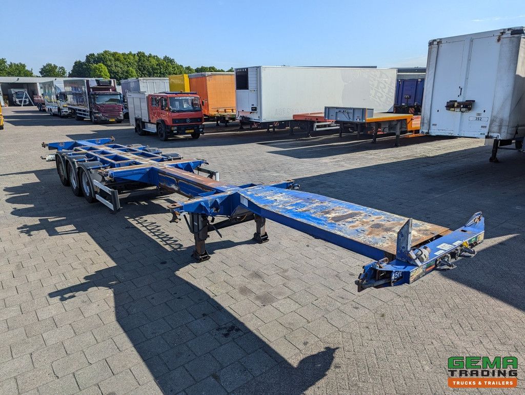 D-Tec FT-43-03V 3-Axles BPW - MULTI - Drum brakes - Lift axle - All connections