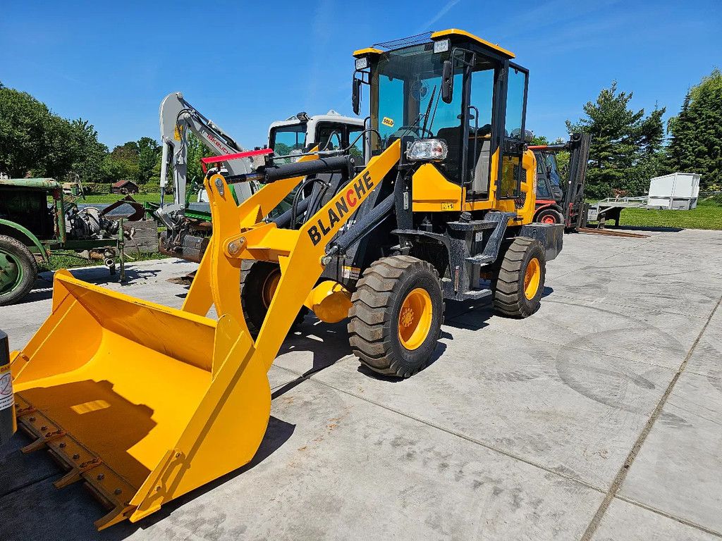 Hytec Blanche tw36 mini shovel loader eurotrac