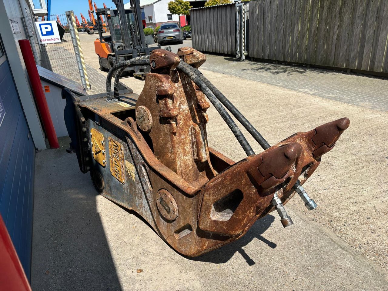 Betonvergruizer Hydraram HFP-25V