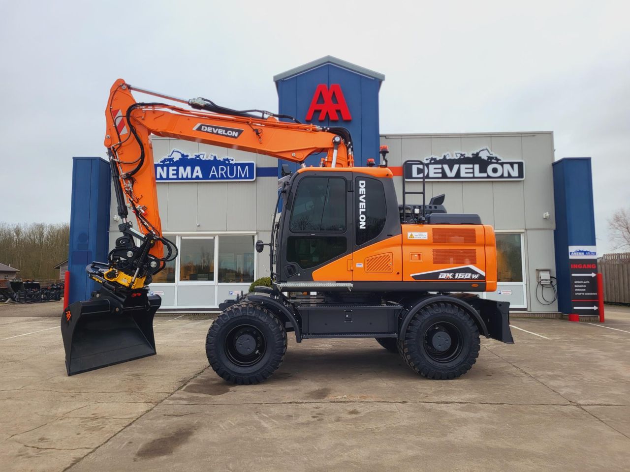Develon DX160W-7