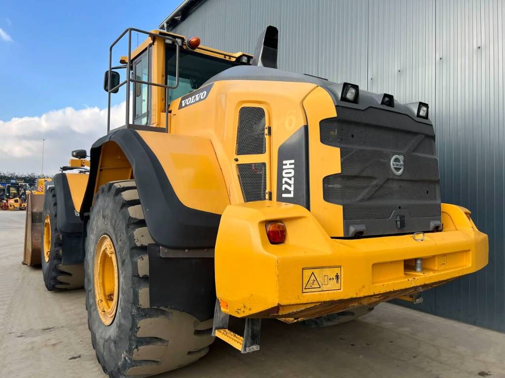 Volvo L220H