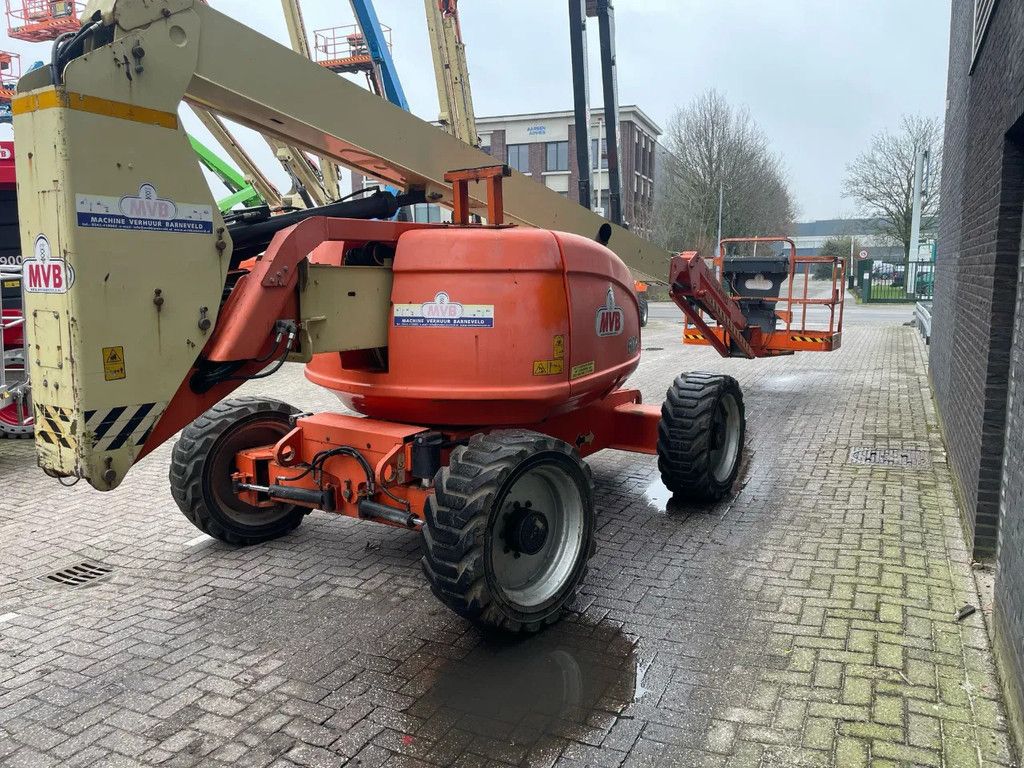 JLG 600AJ
