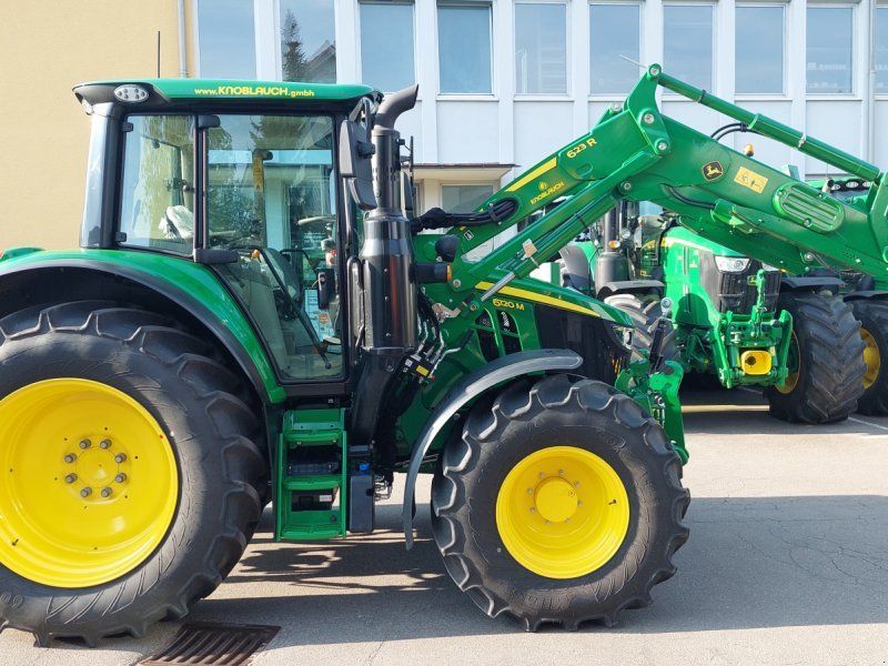 John Deere 6120M