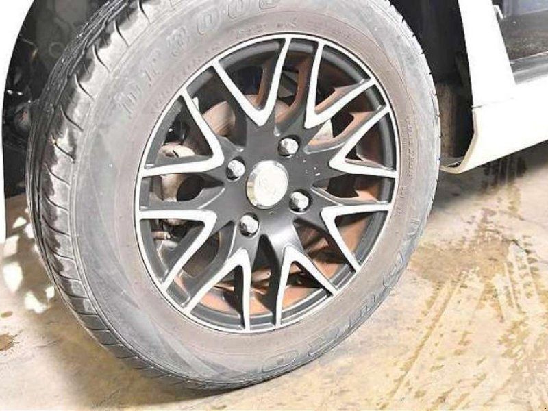 E4 UTILITY VEHICLE