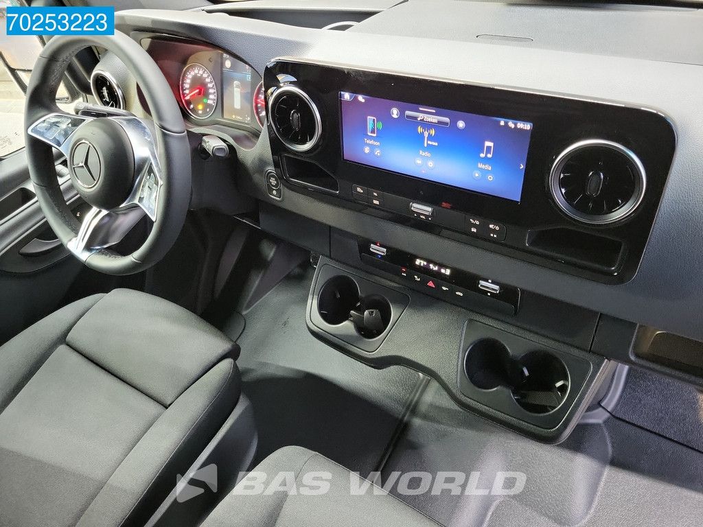Mercedes Sprinter 319 CDI Automaat L2H2 model 2025 Camera MBUX LED Airco Cruise 10m3 Airco Cruise control