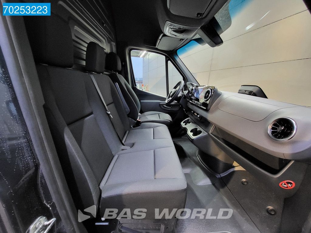 Mercedes Sprinter 319 CDI Automaat L2H2 model 2025 Camera MBUX LED Airco Cruise 10m3 Airco Cruise control