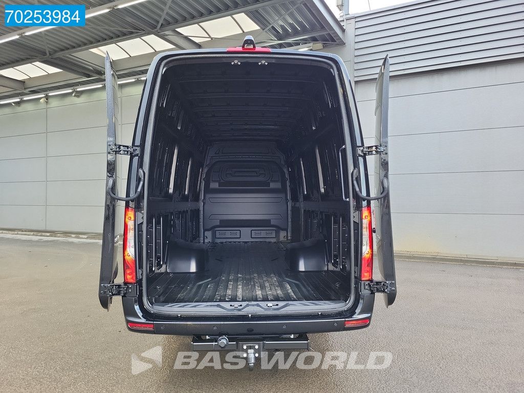 Mercedes Sprinter 519 CDI Automaat Dubbellucht L4H2 XXL 3500kg trekhaak ACC LED Camera Navi 16m3 Airco Trekhaak
