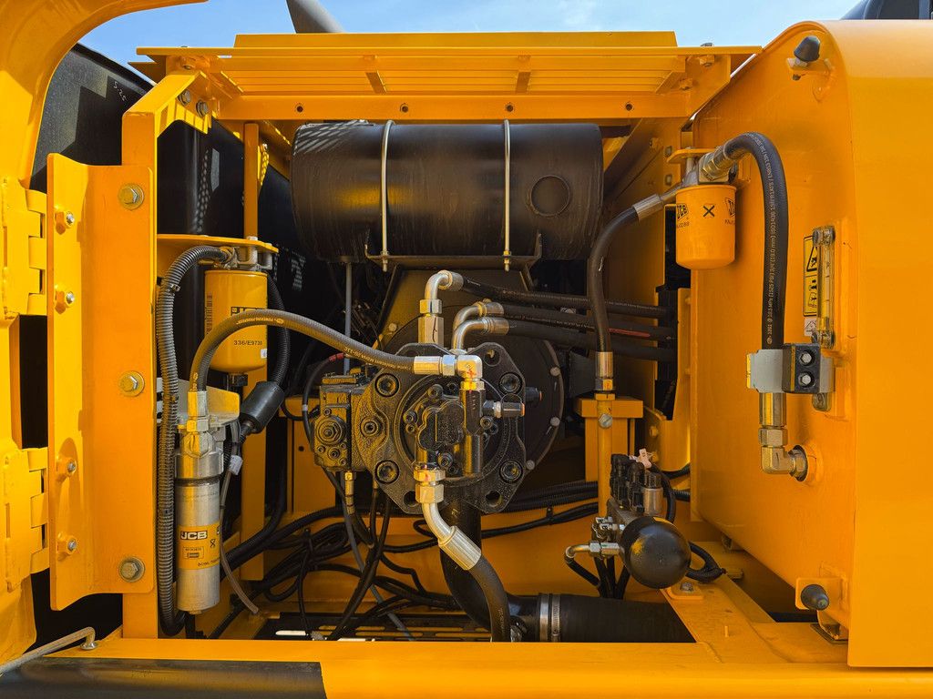JCB 245LR Long Reach Excavator