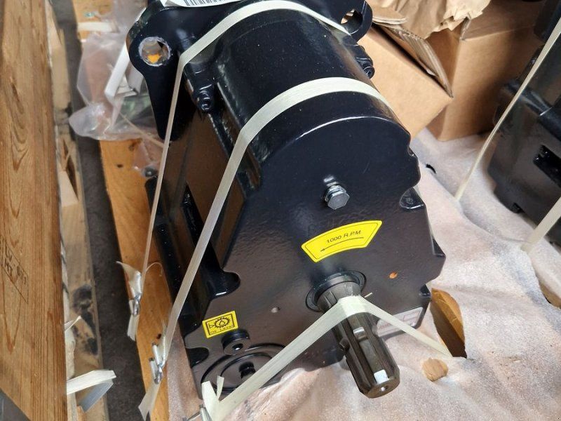 Zuidberg Frontzapfwelle Steyr CVT SWB