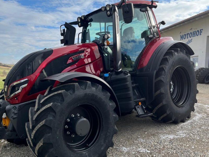 Valtra T175D