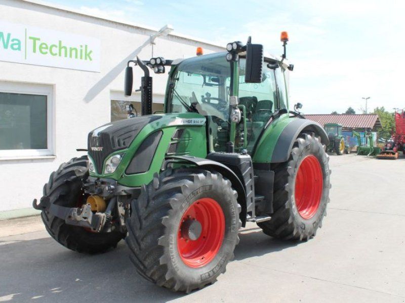 Fendt 514 VARIO SCR PROFI PLUS