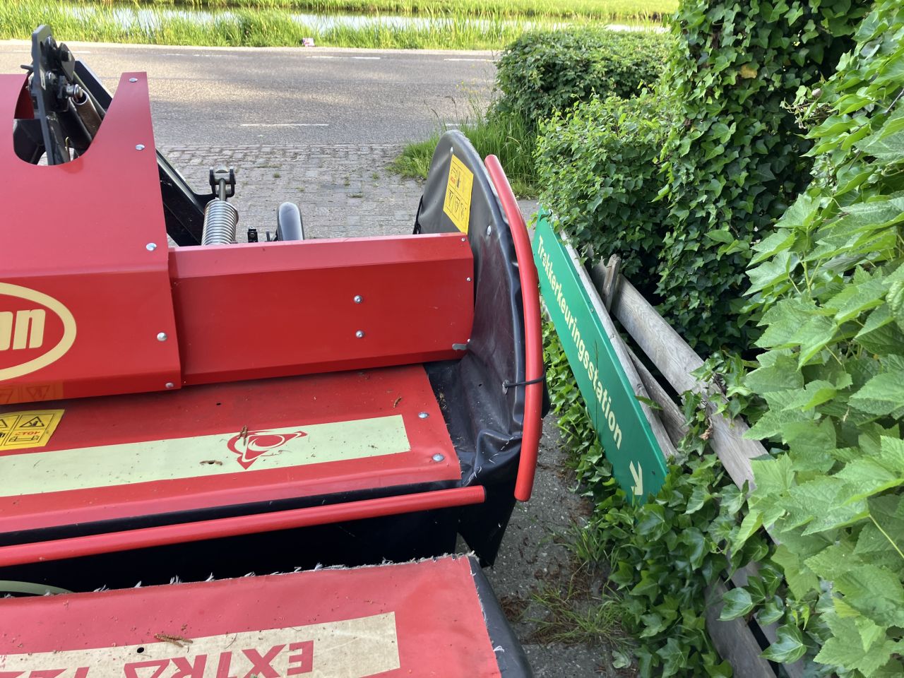 Vicon Extra 324F Express