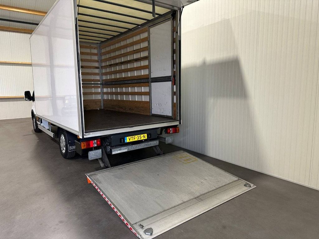 Box truck Ford TRANSIT Diesel 2022
