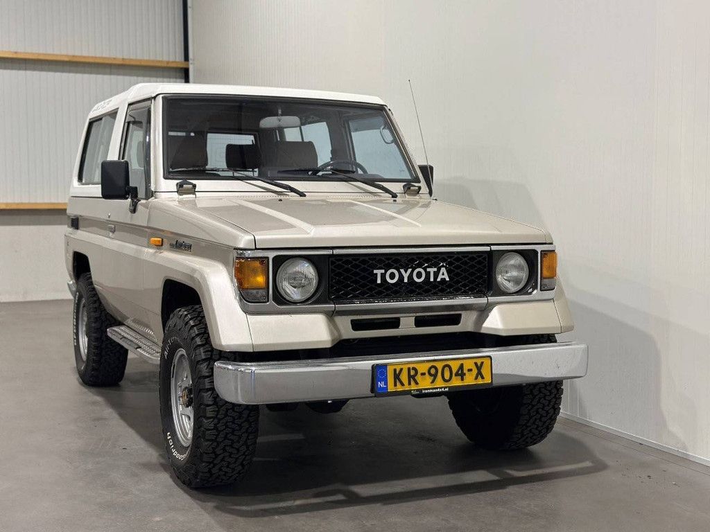SUV Toyota LANDCRUISER Diesel 1988 (Marge)