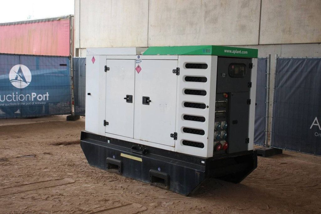 Generator SDMO R110C3 Diesel 2015 100kVA