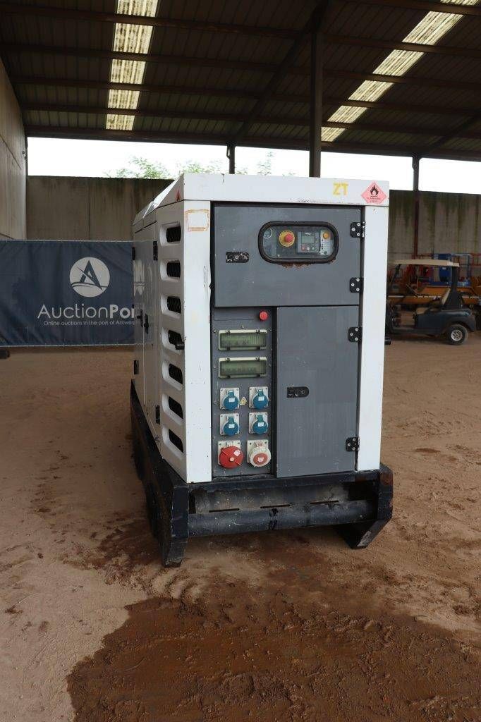 Generator SDMO R90C3 Diesel 2011 90kVA