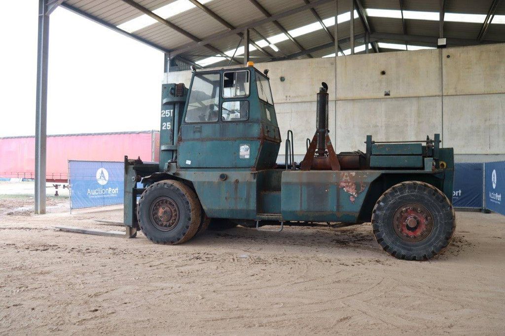 Forklift Diesel 25000kg